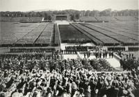 Aufmarsch anlässlich des Reichsparteitags in der Luitpoldarena, Fotografie 1937. Luitpoldarena Nürnberg